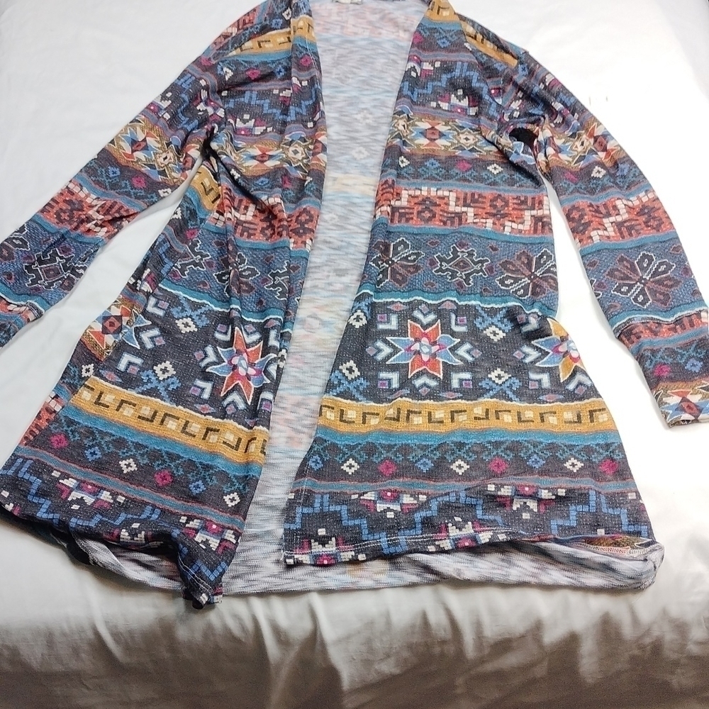 Eyeshadow Aztec look women's cardigan size small